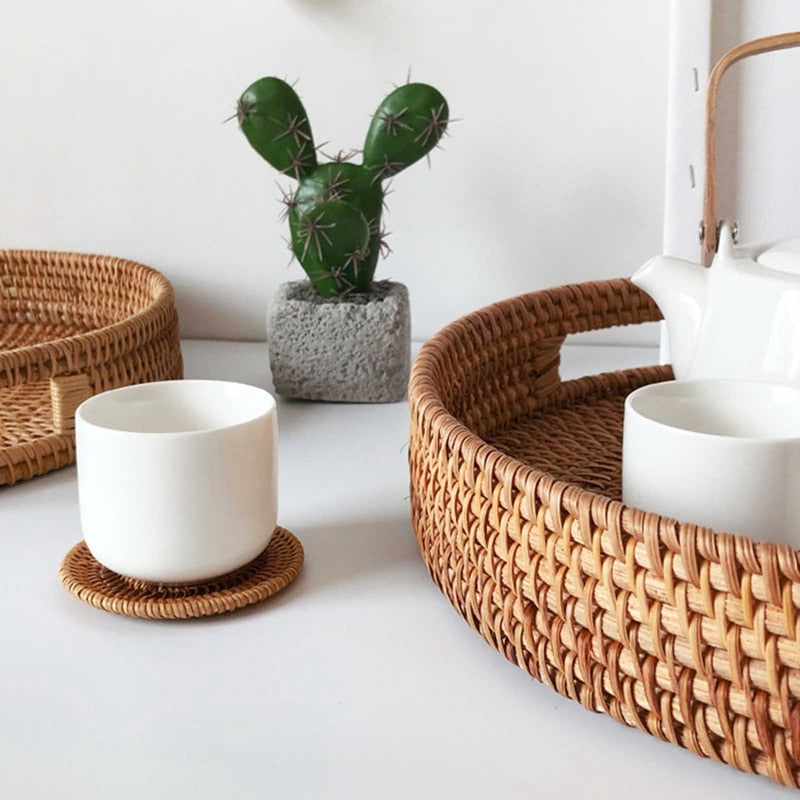 YANTINI Vassoio in rattan intrecciato a mano - The Trophy Wife