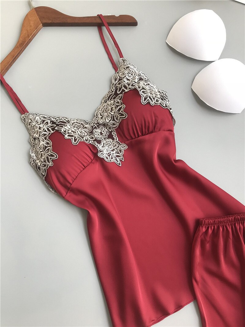 LIMITED EDITION | AUDREY Completino in raso e pizzo Valenciènne - The Trophy Wife