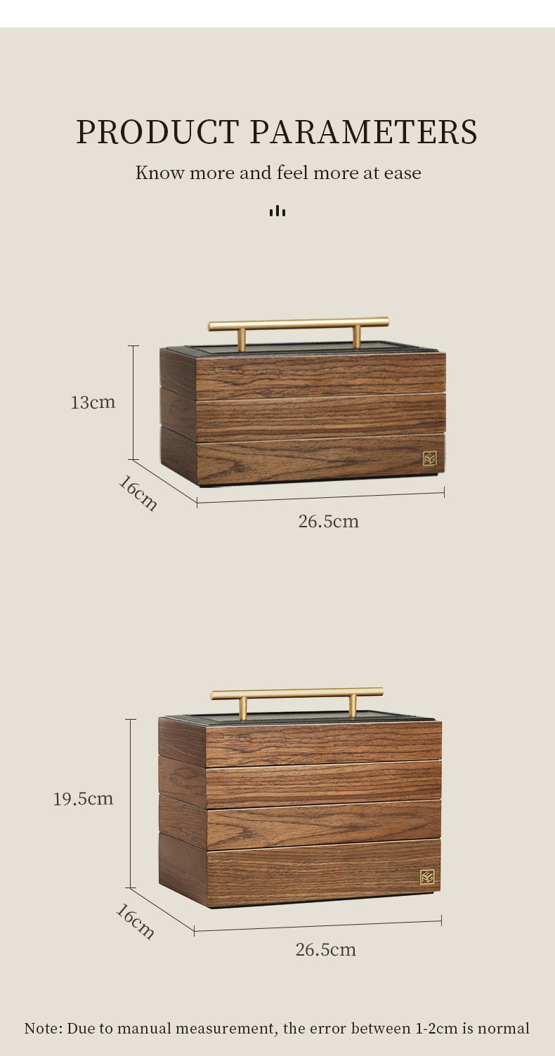 CHAIN Walnut jewelry box with brass details