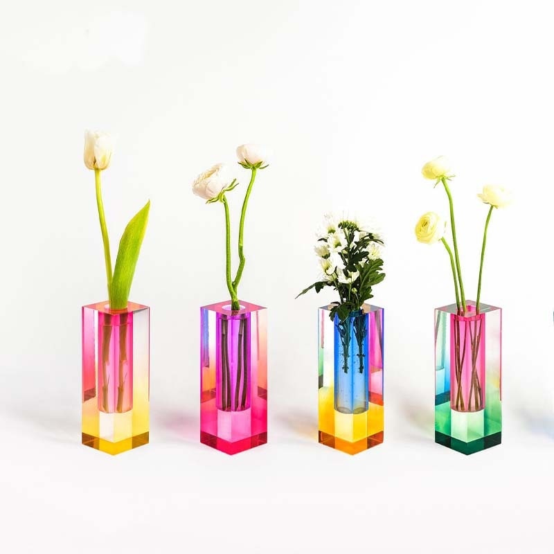 SHOWCASE Multicolored vases